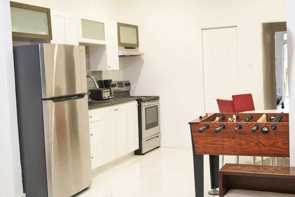 Apartament Blue Lounge ☆ Lafontaine Park ☆ Tv Cable Montreal Zewnętrze zdjęcie